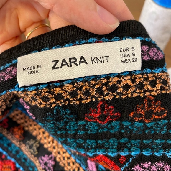 Zara Knit Beaded Embroidered Crop Boho Tank Top Zip Black Small Boho Festival - Picture 7 of 9